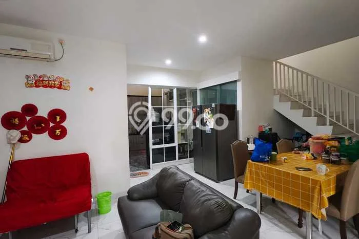 Jual Rumah Bagus Siap Huni LB 132m2 di Sindang Jaya, Tangerang Jual Rumah Bagus Siap Huni LB 132m2 di Sindang Jaya, Tangerang
