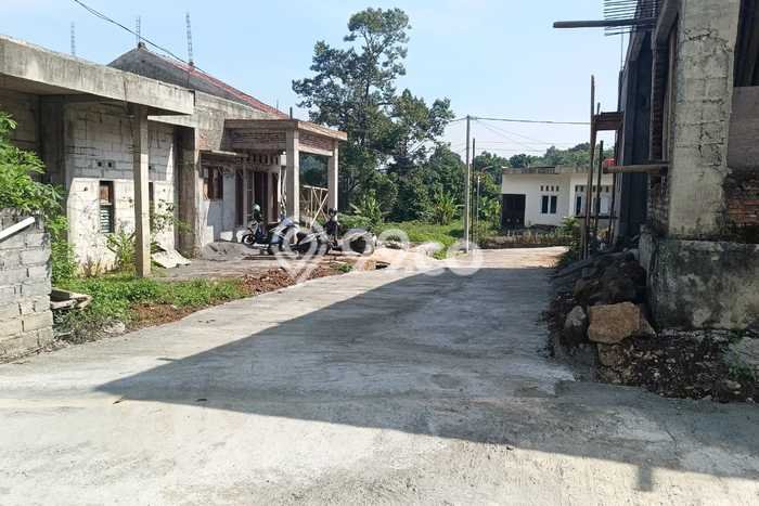 HARGA MENARIK! Tanah di Gunung Pati, Luas 120m², Lingkungan Nyaman, Bebas Banjir HARGA MENARIK! Tanah di Gunung Pati, Luas 120m², Lingkungan Nyaman, Bebas Banjir