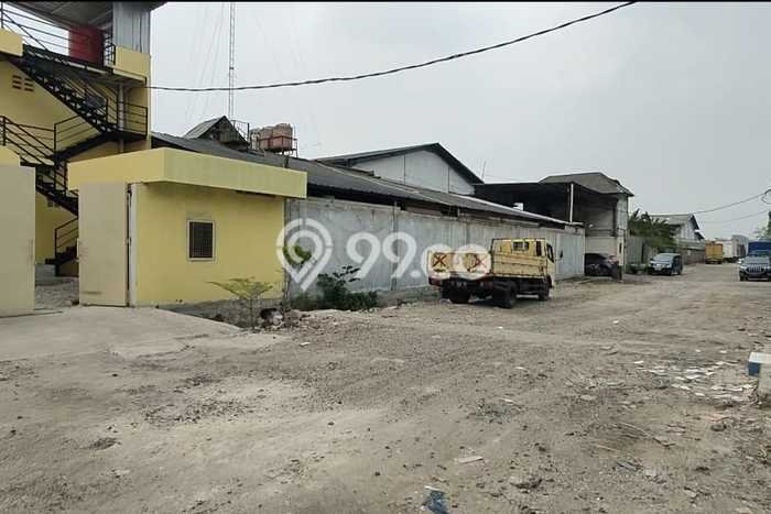 Gudang di , Luas 1300m2m², Mainroad, Lokasi Ramai Gudang di , Luas 1300m2m², Mainroad, Lokasi Ramai