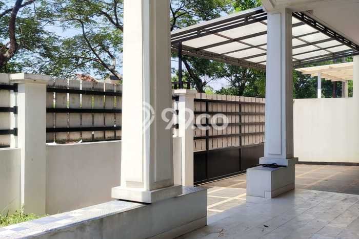 Hunian Mewah Siap Huni LT 251m2 di Cengkareng, Jakarta Barat Hunian Mewah Siap Huni LT 251m2 di Cengkareng, Jakarta Barat