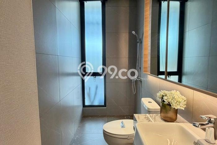 Hunian Elit LB 224m2 Siap Pakai Desain Elegan di Alam Sutera, Tangerang Hunian Elit LB 224m2 Siap Pakai Desain Elegan di Alam Sutera, Tangerang