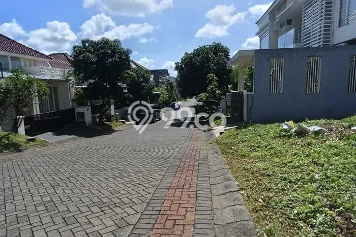 Tanah Dijual di Malang Seluas 180m2 Strategis Tanah Dijual di Malang Seluas 180m2 Strategis