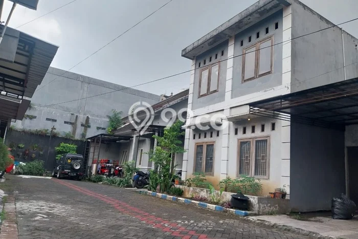 Cocok Untuk Investasi! For Sale Kost di Merjosari 4 Kamar Cocok Untuk Investasi! For Sale Kost di Merjosari 4 Kamar