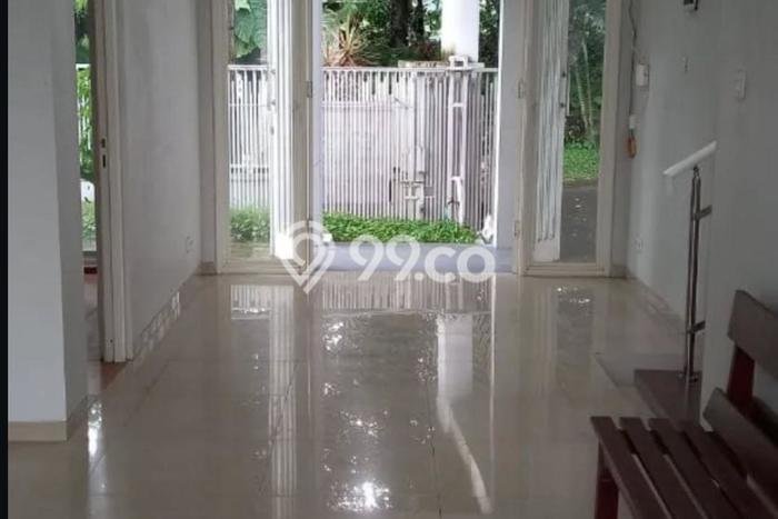 Rumah Elit Modern Siap Huni di Villa Puncak Tidar Malang Rumah Elit Modern Siap Huni di Villa Puncak Tidar Malang