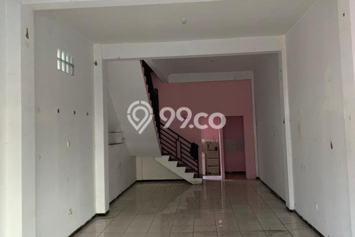 Ruko Dijual di Prime Area Malang Luas 104m2 Ruko Dijual di Prime Area Malang Luas 104m2