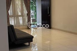 Ready to Use! Luxury House LT 128m2 Desain Modern di BSD Ready to Use! Luxury House LT 128m2 Desain Modern di BSD