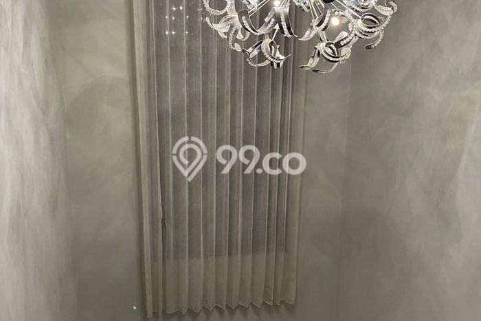 Ready to Use! Luxury House LT 128m2 Desain Modern di BSD Ready to Use! Luxury House LT 128m2 Desain Modern di BSD