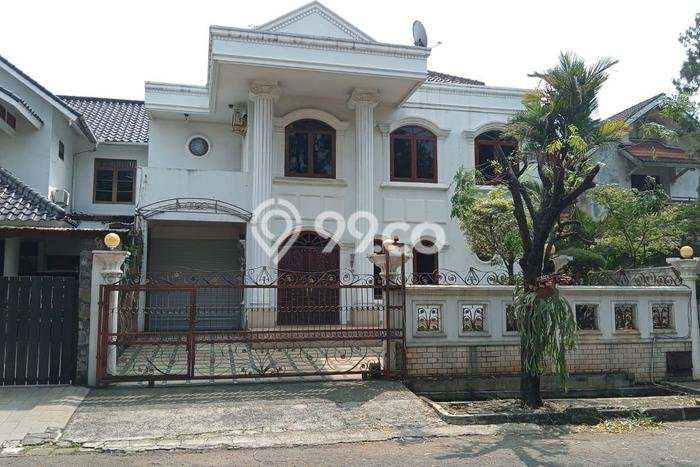 Jual Rumah Mewah Elegan Dengan View Eksklusif di BSD, Tangerang Jual Rumah Mewah Elegan Dengan View Eksklusif di BSD, Tangerang