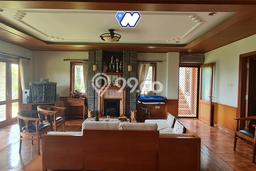 Dijual Rumah Luas Elegan Dengan View Eksklusif di Dago Pakar, Bandung Dijual Rumah Luas Elegan Dengan View Eksklusif di Dago Pakar, Bandung
