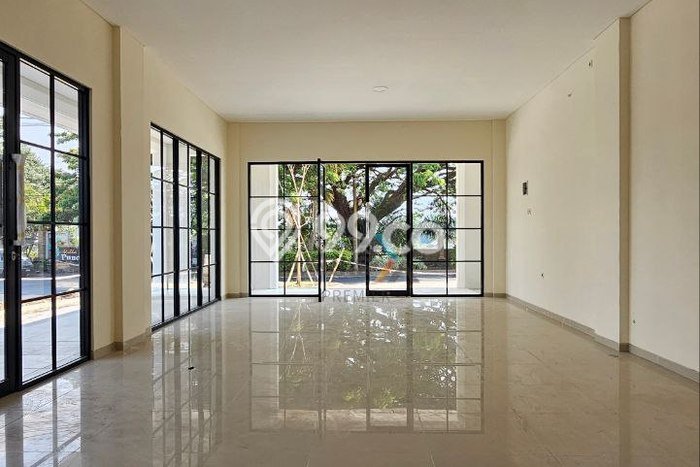 Jual Ruko Strategis Kawasan Tidar, Luas 240m2m², Jalan Utama, Area Bisnis Jual Ruko Strategis Kawasan Tidar, Luas 240m2m², Jalan Utama, Area Bisnis