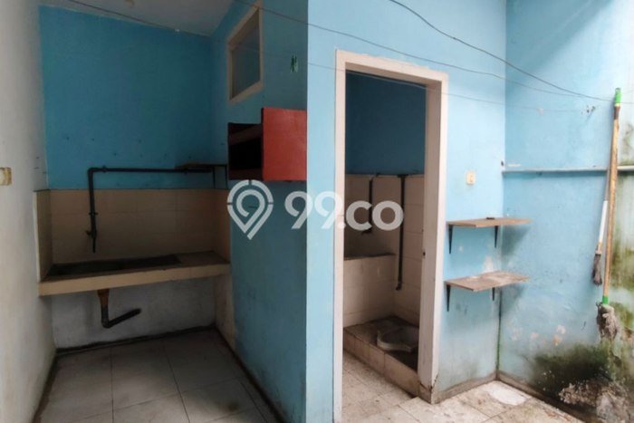 Ruko Disewa di Klojen, Malang, LT 94m2 / LB 160m2 Ruko Disewa di Klojen, Malang, LT 94m2 / LB 160m2