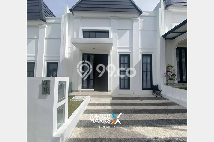 Disewakan! Rumah 2 Kamar Tidur &
1 Kamar Mandi di Buring, Malang Disewakan! Rumah 2 Kamar Tidur &
1 Kamar Mandi di Buring, Malang
