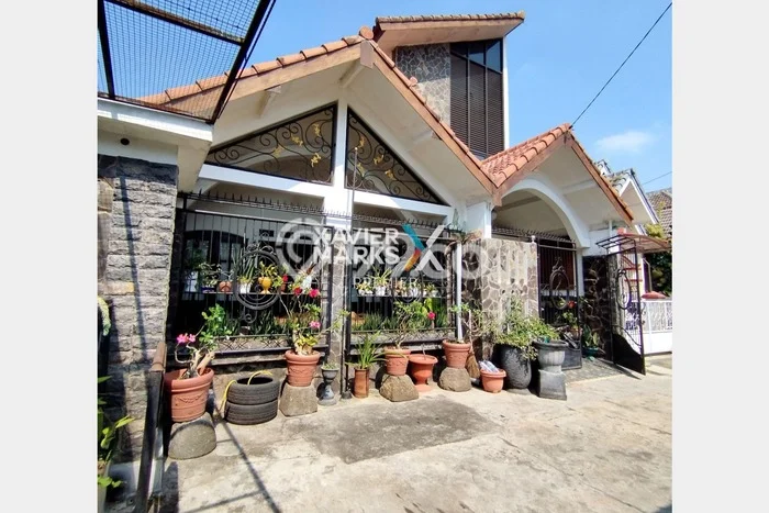Rumah Elit Modern Siap Huni di Sulfat Malang Rumah Elit Modern Siap Huni di Sulfat Malang