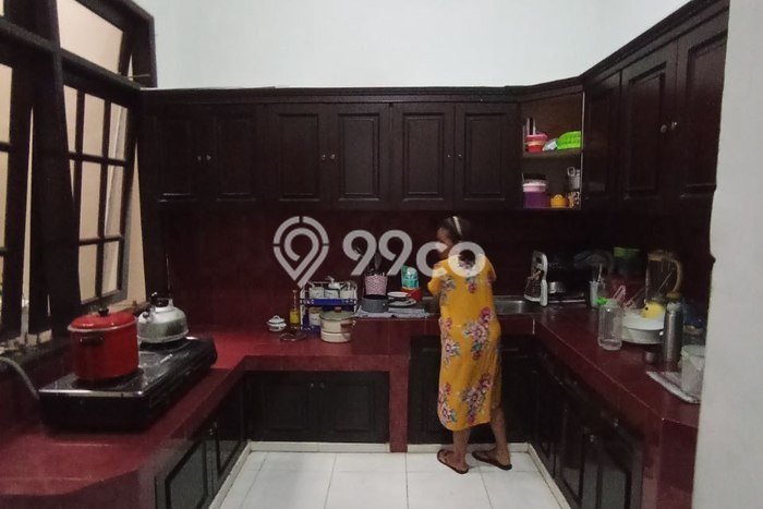 Ready to Use! Luxury House LT 360m2 Desain Modern di Dieng Ready to Use! Luxury House LT 360m2 Desain Modern di Dieng
