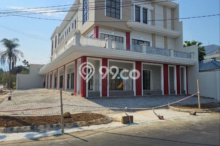 Jual Ruko Strategis Kawasan Tidar, Luas 240m2m², Jalan Utama, Area Bisnis Jual Ruko Strategis Kawasan Tidar, Luas 240m2m², Jalan Utama, Area Bisnis