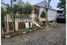Rumah Modern 3 KT LT 164m2 di Cemorokandang Rumah Modern 3 KT LT 164m2 di Cemorokandang