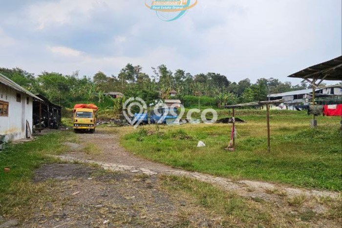 Gudang Disewakan di Area Ramai Pakis, Malang Gudang Disewakan di Area Ramai Pakis, Malang