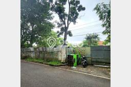 Dijual Tanah Area Berkembang Kawasan Klojen, Luas 1000m2m², Akses Fasilitas Umum Dijual Tanah Area Berkembang Kawasan Klojen, Luas 1000m2m², Akses Fasilitas Umum