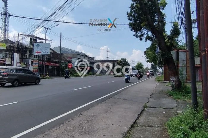 LOKASI STRATEGIS! Ruko Disewakan di Lawang, Luas 108m2m², Pusat Niaga LOKASI STRATEGIS! Ruko Disewakan di Lawang, Luas 108m2m², Pusat Niaga