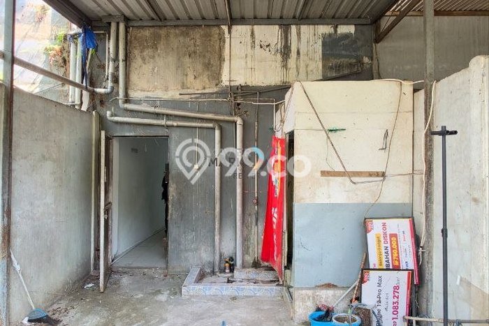 Ruko Disewa di Malang dengan LB 240m2 Area Komersial Ramai Ruko Disewa di Malang dengan LB 240m2 Area Komersial Ramai