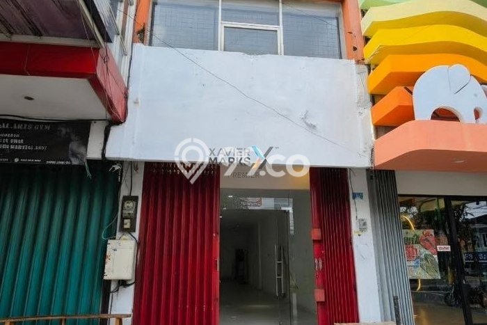 Ruko Disewa di Malang dengan LB 240m2 Area Komersial Ramai Ruko Disewa di Malang dengan LB 240m2 Area Komersial Ramai