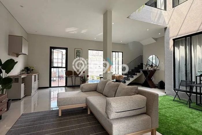 Rumah Luxury Modern Siap Huni di Araya Malang Rumah Luxury Modern Siap Huni di Araya Malang