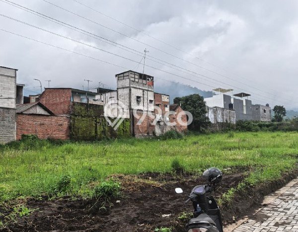Tanah Dijual Lokasi Batu, Batu dengan Luas Tanah 4450m2 dan Status SHM Tanah Dijual Lokasi Batu, Batu dengan Luas Tanah 4450m2 dan Status SHM