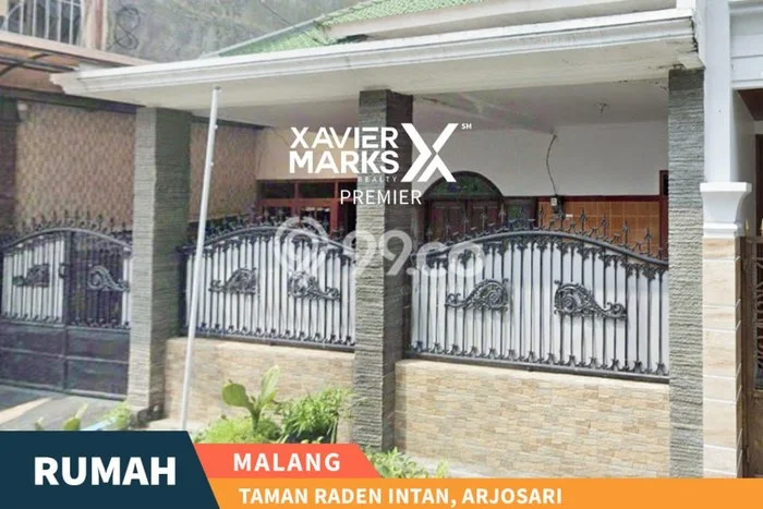 Rumah 4 KT 2 KM Fasilitas Gym di Blimbing, Malang Rumah 4 KT 2 KM Fasilitas Gym di Blimbing, Malang