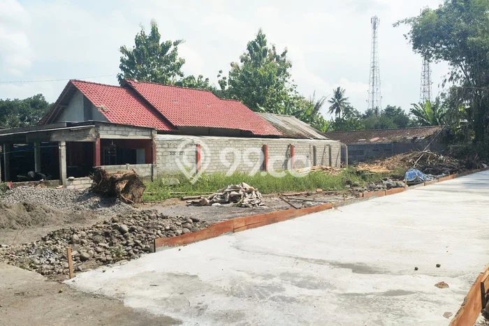 Jual Tanah Kawasan Sleman, Luas 104m², Akses Strategis Jual Tanah Kawasan Sleman, Luas 104m², Akses Strategis