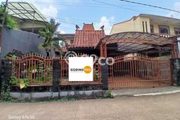 Jual Rumah Mewah Megah Dengan View Eksklusif di Harjamukti, Depok Jual Rumah Mewah Megah Dengan View Eksklusif di Harjamukti, Depok