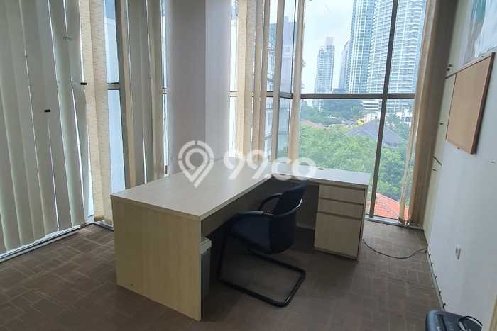 LOKASI PREMIUM! Kantor Area Bisnis Kawasan , Luas 151m2m², Siap Bisnis LOKASI PREMIUM! Kantor Area Bisnis Kawasan , Luas 151m2m², Siap Bisnis