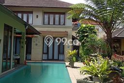 Jual Rumah Luas Elegan Dengan View Cantik di Geger Kalong, Bandung Jual Rumah Luas Elegan Dengan View Cantik di Geger Kalong, Bandung