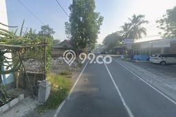 Lahan Strategis di Ngemplak Dijual dengan Luas 216m2 Lahan Strategis di Ngemplak Dijual dengan Luas 216m2
