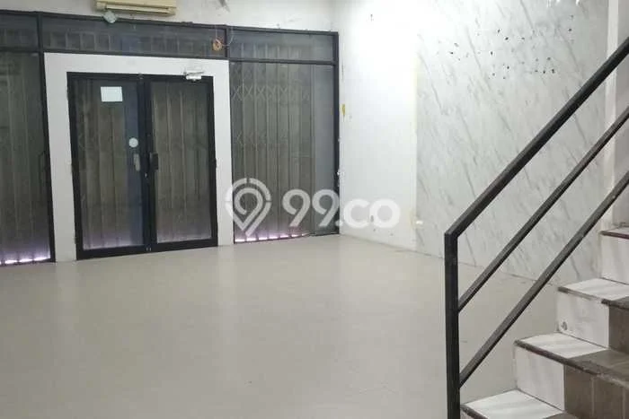 Ruko untuk Disewa di Pusat Sleman Luas Bangunan 120m2 Ruko untuk Disewa di Pusat Sleman Luas Bangunan 120m2