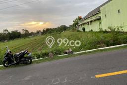 Kavling Tanah Dijual di Kalasan, Sleman, Luas 2990m2 Area Strategis Kavling Tanah Dijual di Kalasan, Sleman, Luas 2990m2 Area Strategis