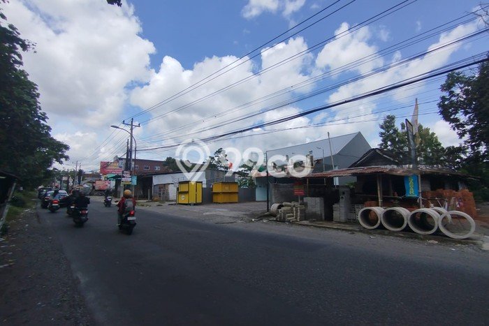 Tanah Kavling Dijual di Maguwoharjo, Yogyakarta dengan Luas Tanah 2690m2 Tanah Kavling Dijual di Maguwoharjo, Yogyakarta dengan Luas Tanah 2690m2