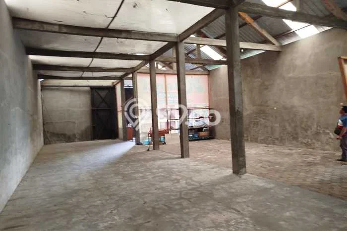 Area Strategis! Disewakan Gudang Lokasi Tempel, Sleman Cocok untuk Bisnis Area Strategis! Disewakan Gudang Lokasi Tempel, Sleman Cocok untuk Bisnis