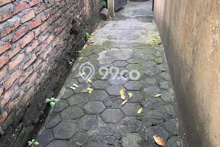 Dijual Segera Kost 28 Kamar, 7 Kamar Mandi di Umbulharjo, Yogyakarta, Luas 620m2 Dijual Segera Kost 28 Kamar, 7 Kamar Mandi di Umbulharjo, Yogyakarta, Luas 620m2