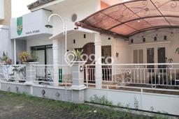 Jual Rumah Bagus Siap Huni LB 100m2 di Sewon, Bantul Jual Rumah Bagus Siap Huni LB 100m2 di Sewon, Bantul