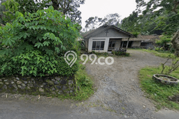 Dijual Cepat Rumah Bagus Siap Huni LB 202m2 di Pakem, Bondowoso Dijual Cepat Rumah Bagus Siap Huni LB 202m2 di Pakem, Bondowoso