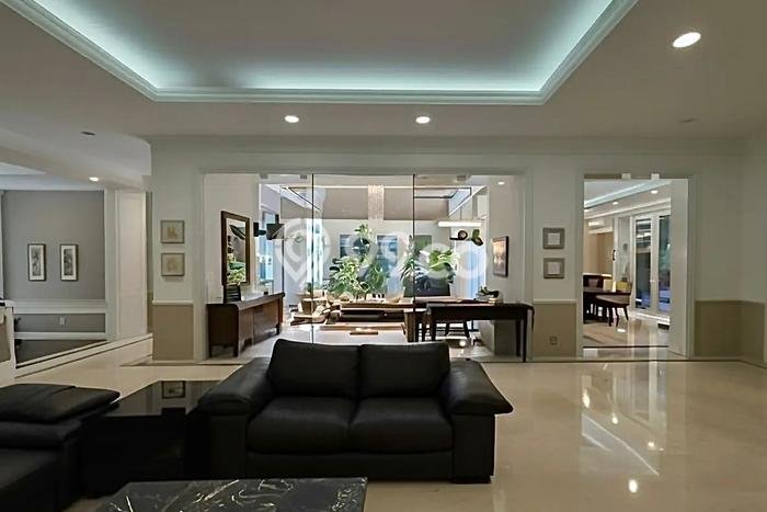 Rumah Mewah LB 600m2 Siap Pakai Desain Elegan di Kedoya Garden, Jakarta Barat Rumah Mewah LB 600m2 Siap Pakai Desain Elegan di Kedoya Garden, Jakarta Barat
