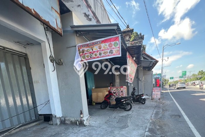 Ruko Area Bisnis Kawasan Kuta, Luas 70m², Lokasi Prima Ruko Area Bisnis Kawasan Kuta, Luas 70m², Lokasi Prima