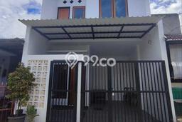 Rumah Modern Cantik 3 KT Siap Huni di Serpong Rumah Modern Cantik 3 KT Siap Huni di Serpong