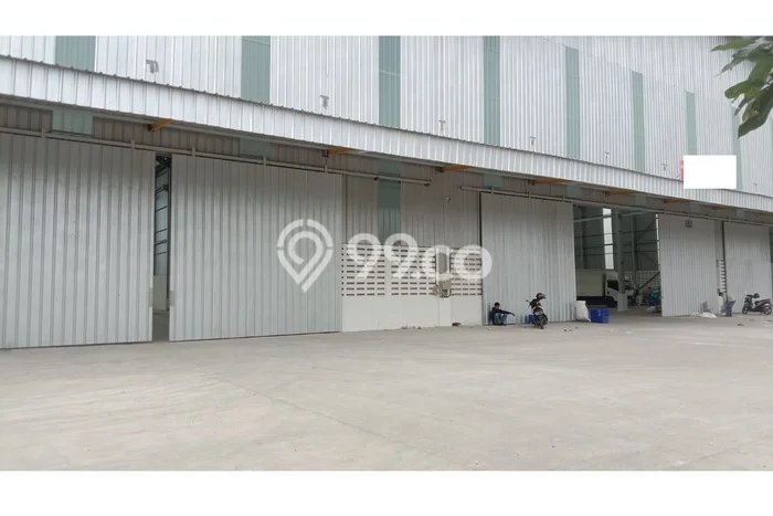 Gudang Disewakan Lokasi Sepatan Tangerang Harga Spesial! Gudang Disewakan Lokasi Sepatan Tangerang Harga Spesial!