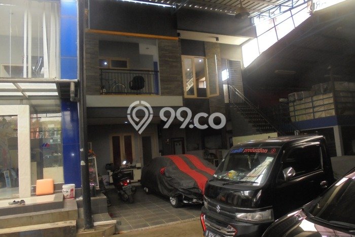 Rumah Luxury di Tangerang Strategis Kondisi Baik Rumah Luxury di Tangerang Strategis Kondisi Baik