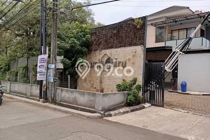 For Sale Rumah 3 Kamar Lokasi Ideal Bagus dan Strategis di Serpong For Sale Rumah 3 Kamar Lokasi Ideal Bagus dan Strategis di Serpong
