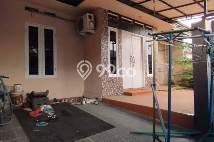 Hunian Cantik Modern Lb 80m2 di Pinang, Tangerang Hunian Cantik Modern Lb 80m2 di Pinang, Tangerang