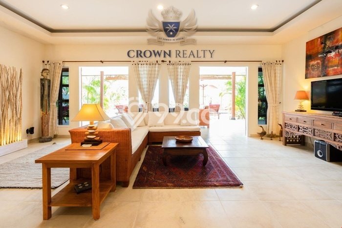 FOR SALE! Vila Kawasan , Luas 1325m2m², Lokasi Premium FOR SALE! Vila Kawasan , Luas 1325m2m², Lokasi Premium