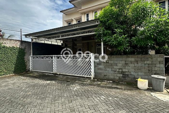 Rumah Modern Cantik 5 Kamar Siap Huni di Medan Sunggal Rumah Modern Cantik 5 Kamar Siap Huni di Medan Sunggal