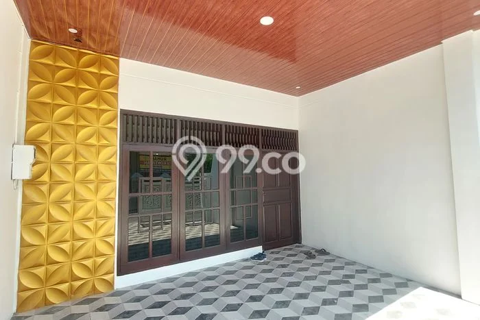 Rumah Strategis , Semarang, Luas 96m2m² Bangunan 70m2m² Rumah Strategis , Semarang, Luas 96m2m² Bangunan 70m2m²